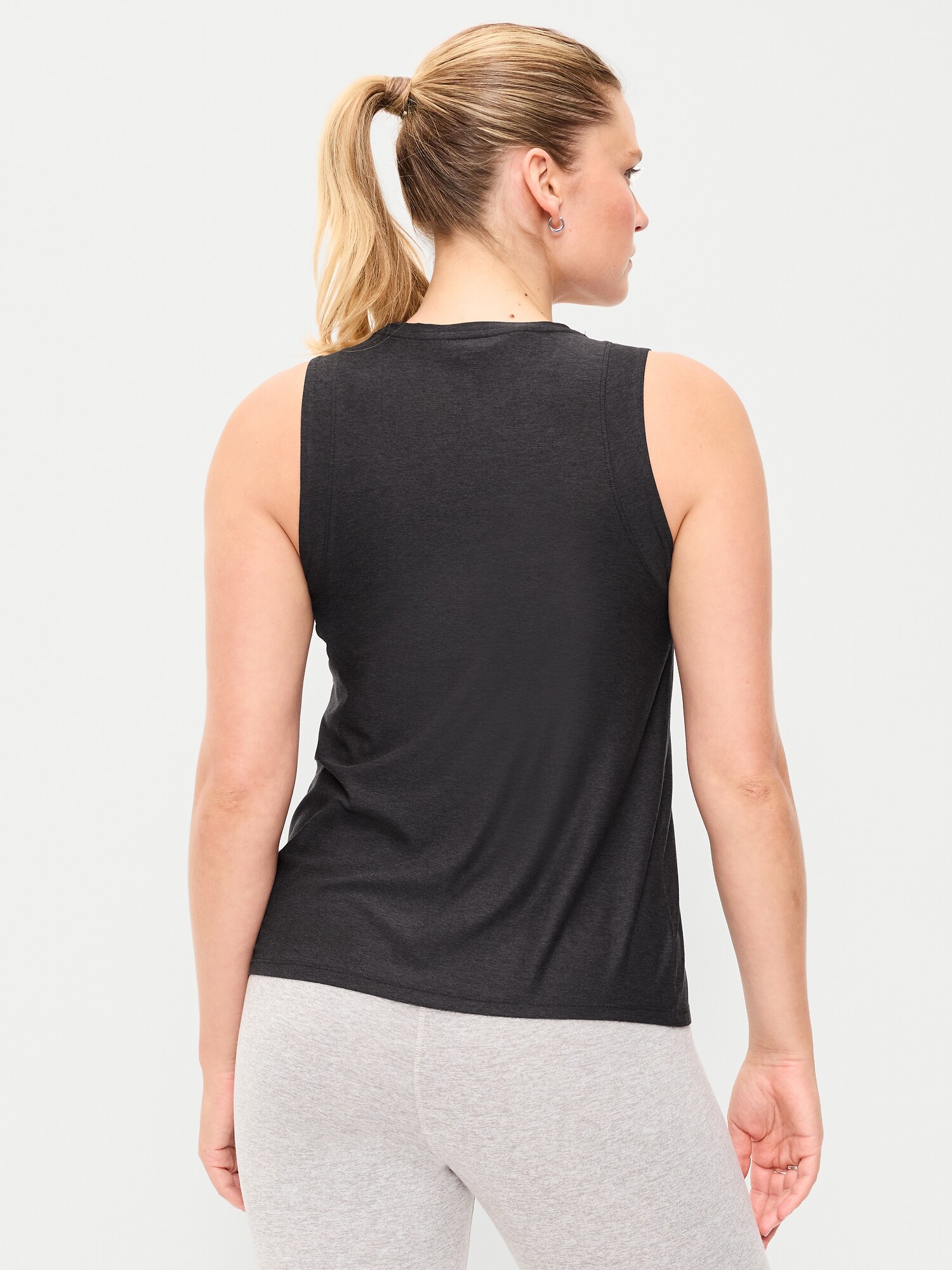 Топ для кормящих Old Navy Maternity CloudMotion с запахом, цвет: Чёрный, вариант 1 — фото 2