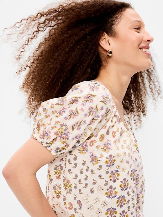 Image number 4 showing, Airy Button-Down Top