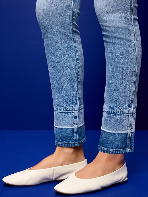 Image number 5 showing, High-Waisted Vintage Slim Jeans