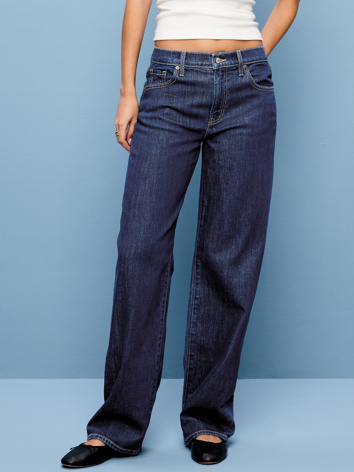 Low-Rise Loose Jeans