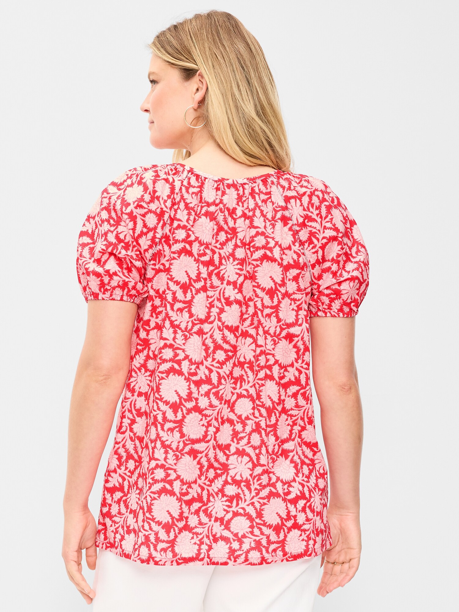 Женский топ Old Navy Maternity Airy Button-Down Top, цвет: Розовый с принтом — фото 2