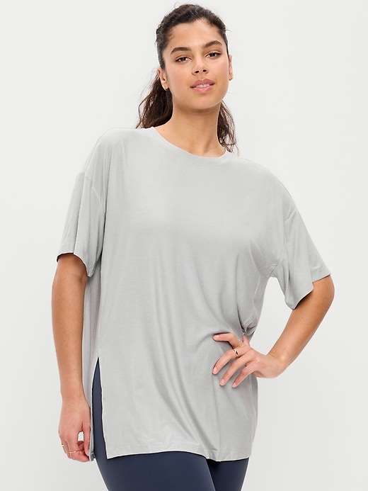Image number 5 showing, CloudMotion Short-Sleeve Tunic