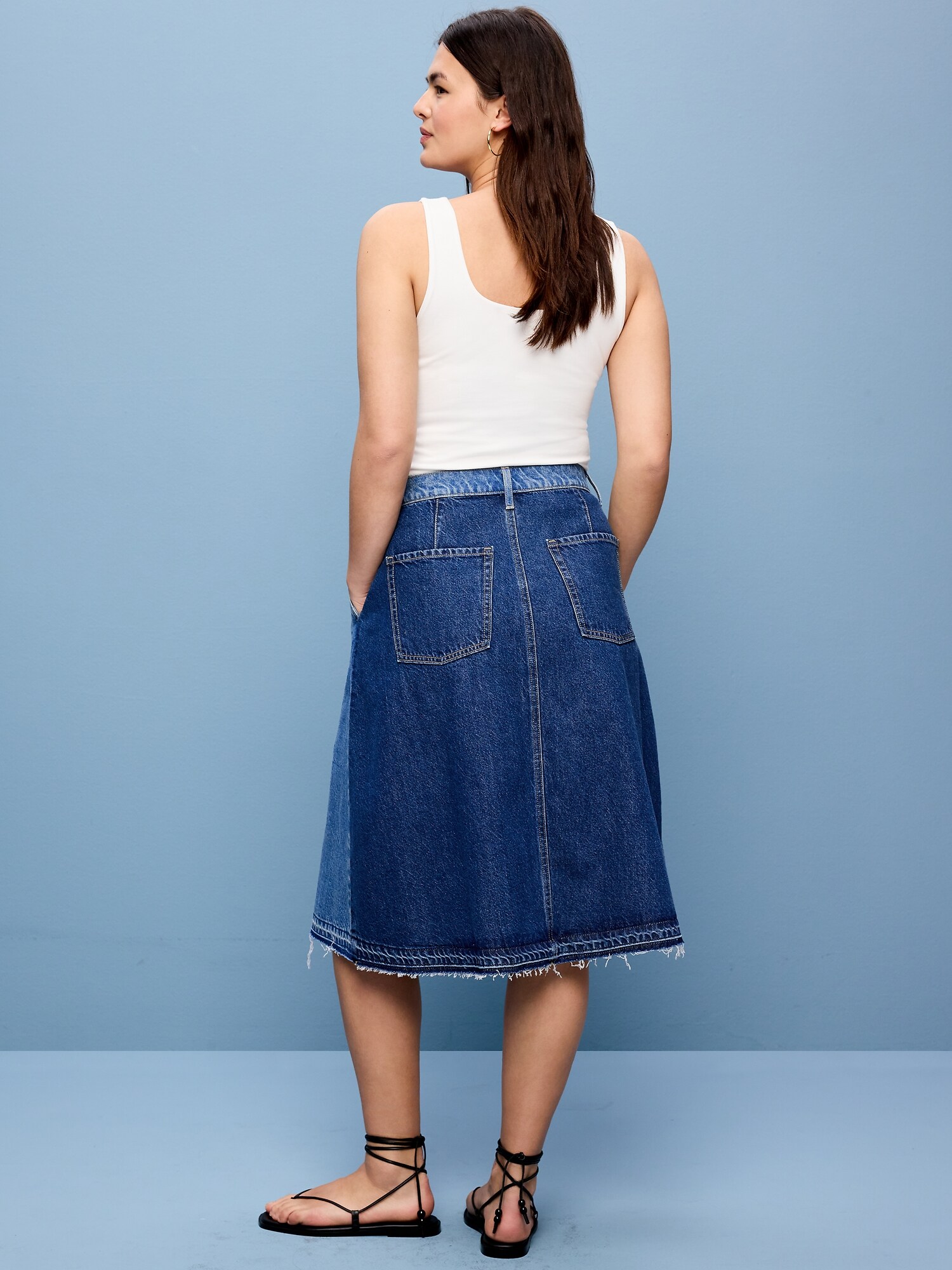 Женская юбка Old Navy Reconstructed Pleated Denim Midi, цвет: Coretta — фото 6