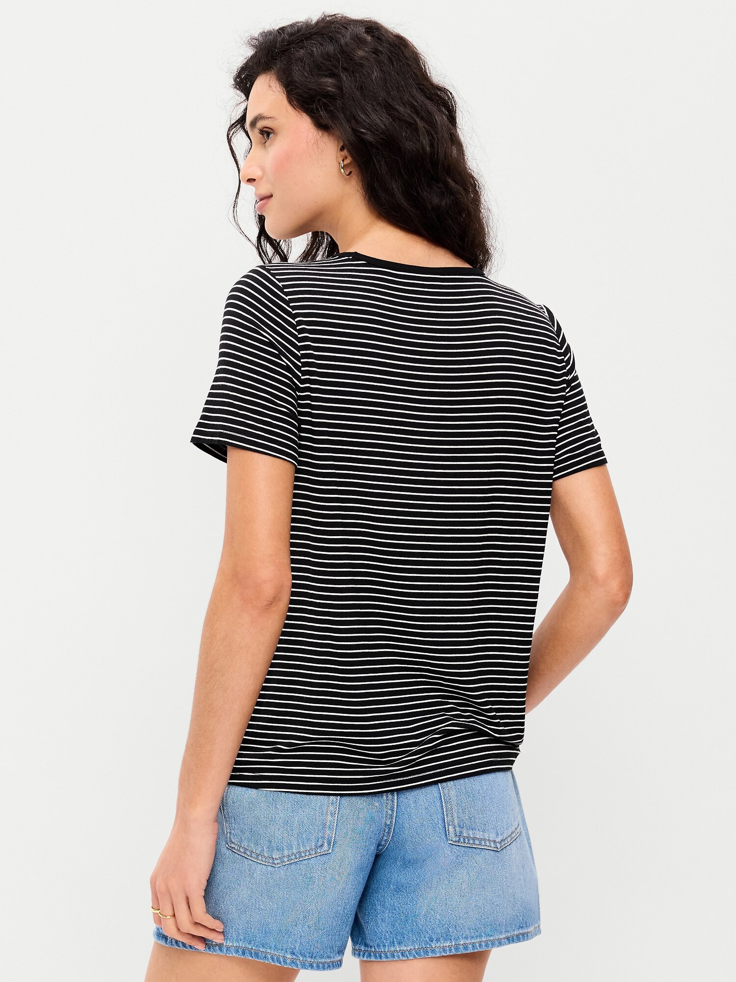 Женская футболка Old Navy Luxe Crew-Neck, цвет: Чёрный / Белый полосатый — фото 2