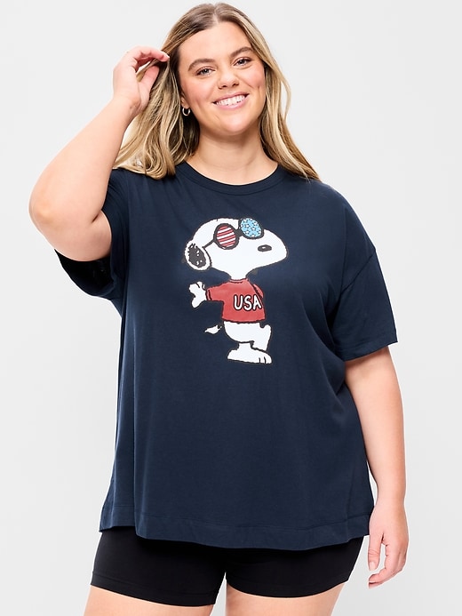 Image number 8 showing, Peanuts™ Snoopy Oversized Tunic T-Shirt