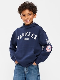 Image number 1 showing, New York Yankees Gender-Neutral Pullover Hoodie for Kids