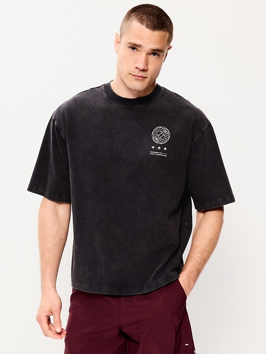 Image number 1 showing, Heavyweight Graphic Cropped T-Shirt