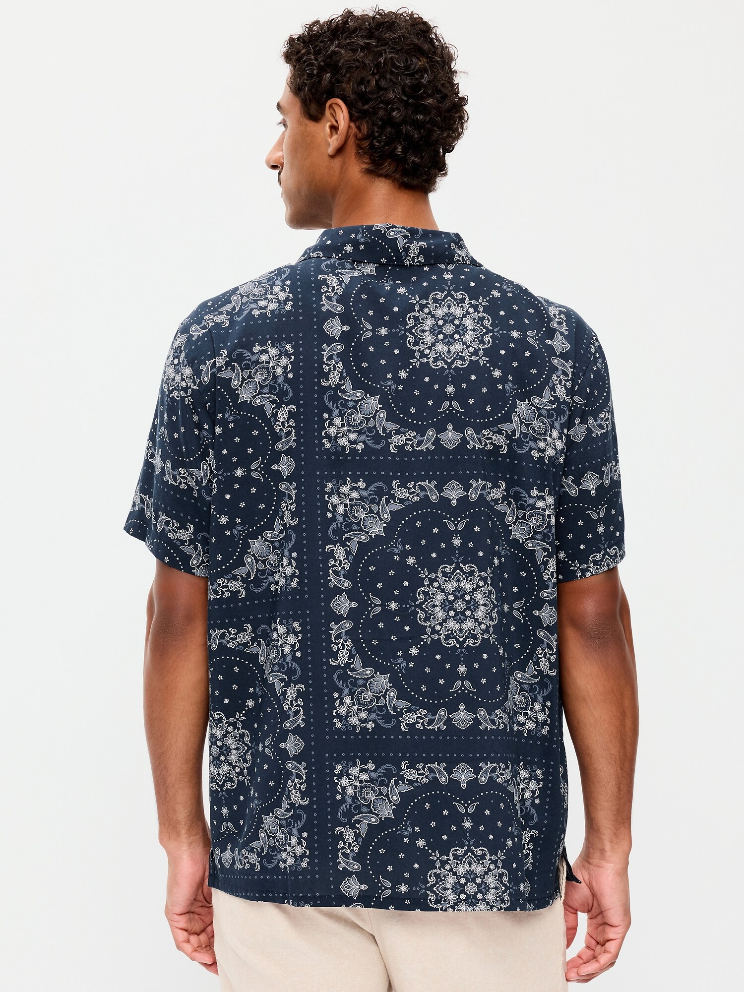 Мужская рубашка Old Navy Short-Sleeve Floral Camp, цвет: Синий, вариант 1 — фото 2