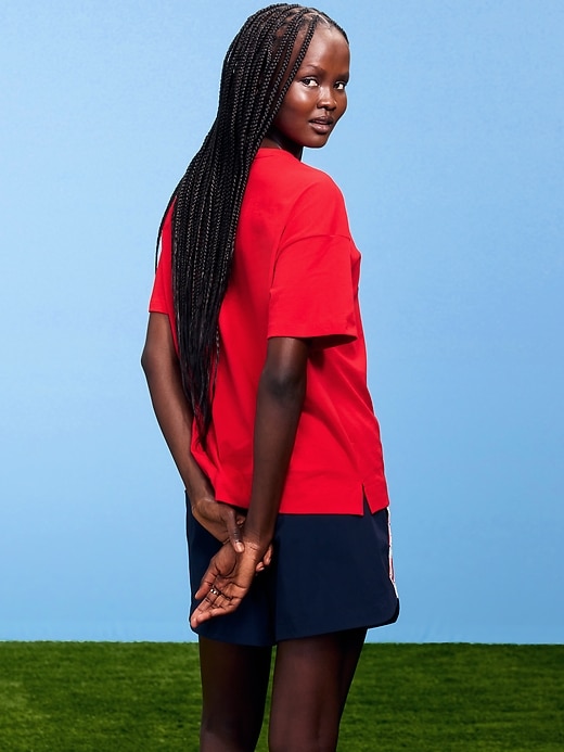 Image number 2 showing, FIFA World Cup 26™ England Vintage Crew-Neck T-Shirt for Women