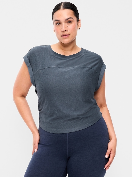 Image number 4 showing, CloudMotion Muscle Tank Top