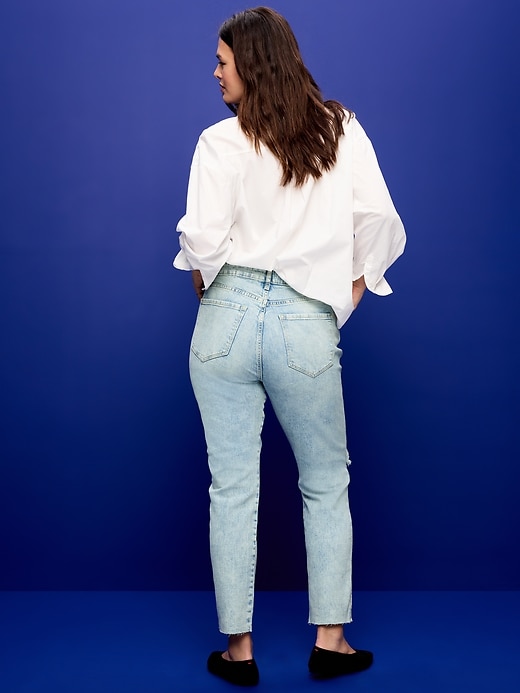 Image number 8 showing, High-Waisted Vintage Slim Jeans