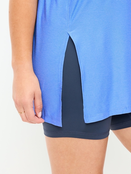 Image number 4 showing, CloudMotion Short-Sleeve Tunic
