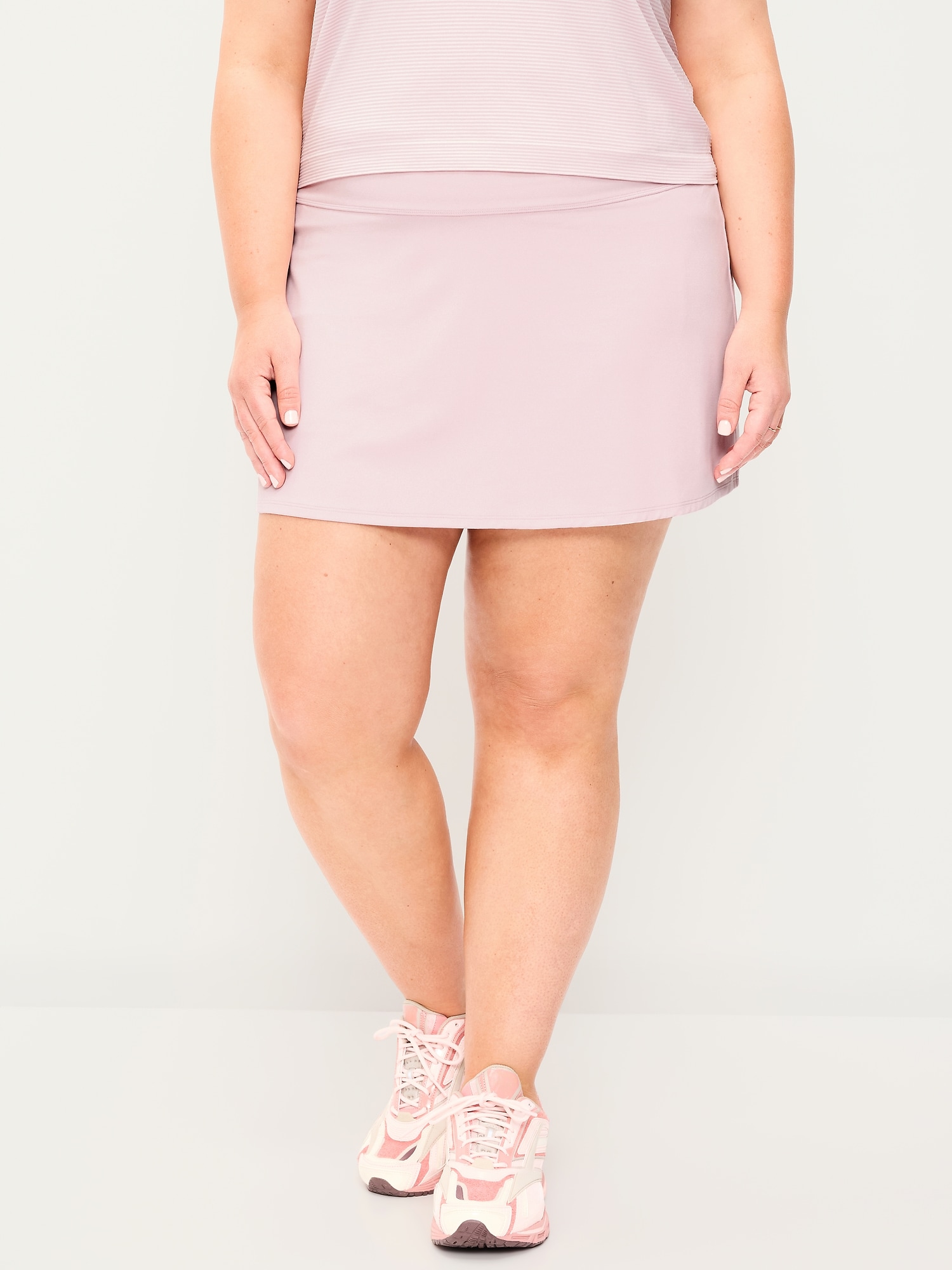 Extra High-Waisted StudioSmooth Skort