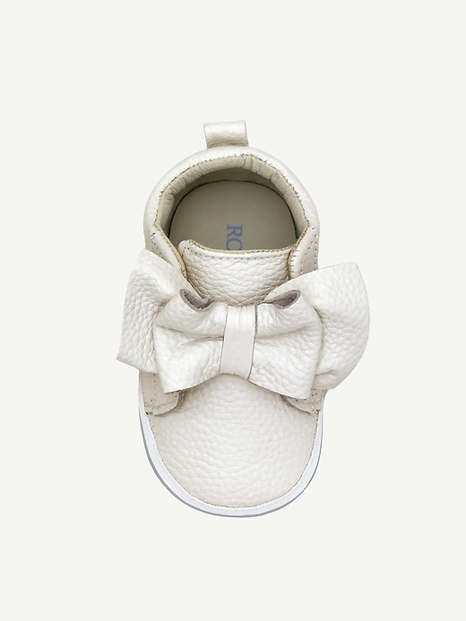 Image number 2 showing, Robeez Aria First Kicks
