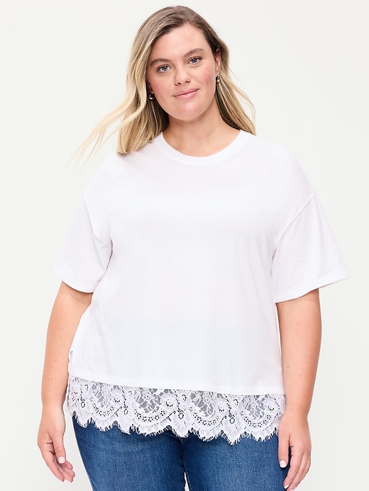 Image number 7 showing, Oversized Lace Hem T-Shirt