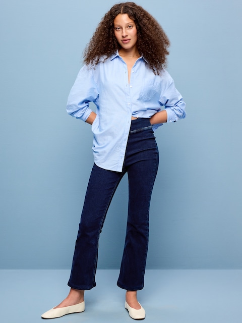 High-Waisted Weekender Pull-On Crop Flare Jeans