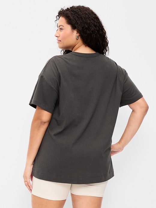 Image number 9 showing, Oversized Graphic T-Shirt