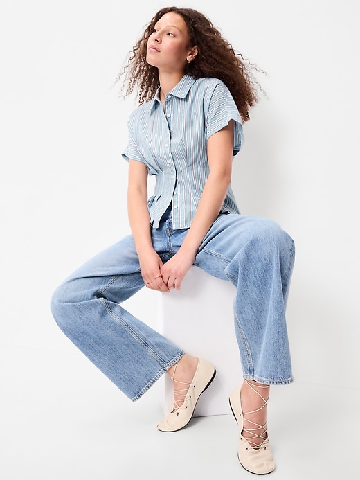 Image number 3 showing, Slim Short-Sleeve Cinched-Waist Button-Down Shirt