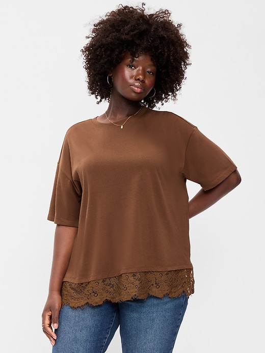 Image number 5 showing, Oversized Lace Hem T-Shirt