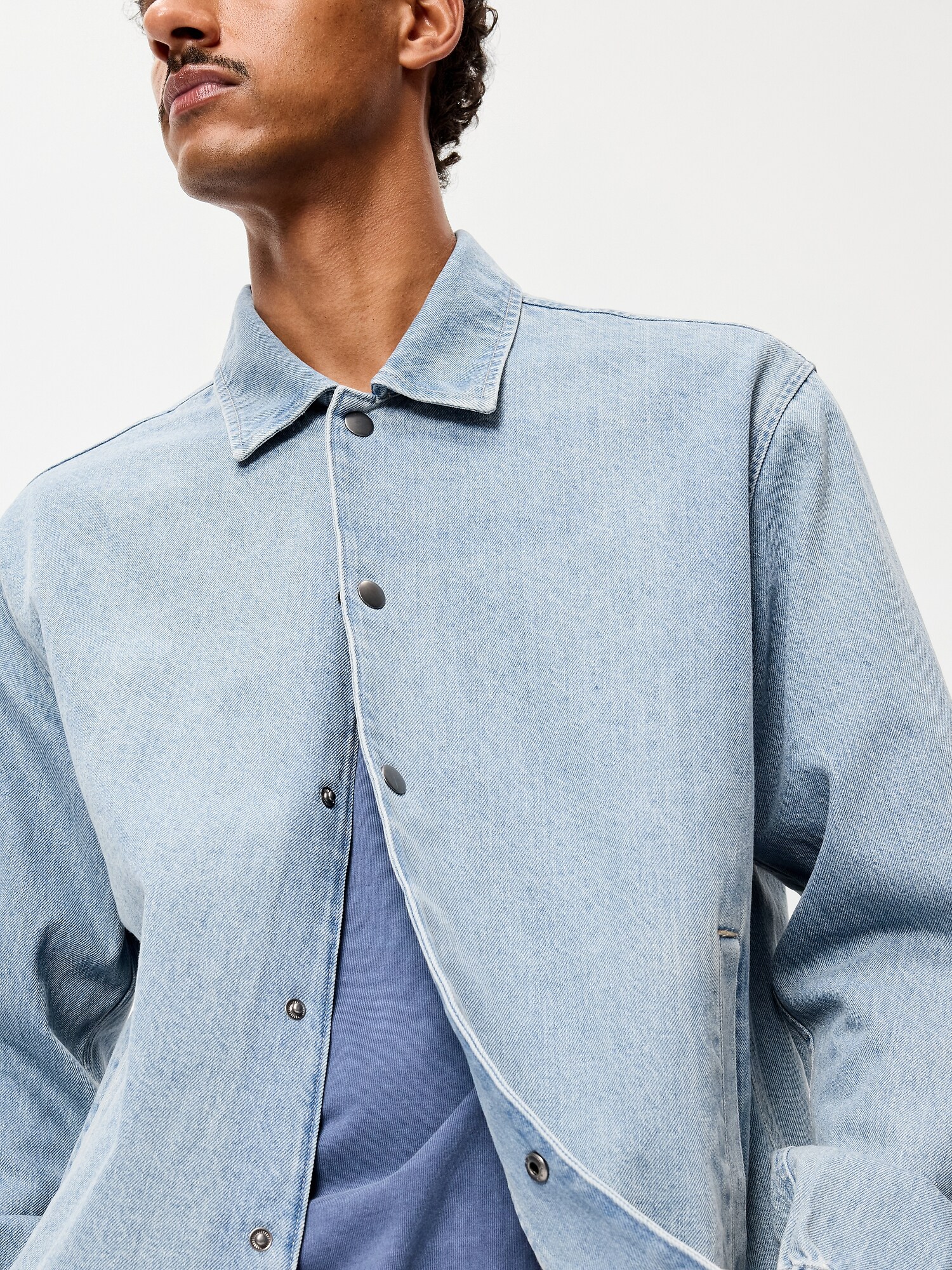 Мужская куртка Old Navy Denim Coach, цвет: Светлая варка — фото 4