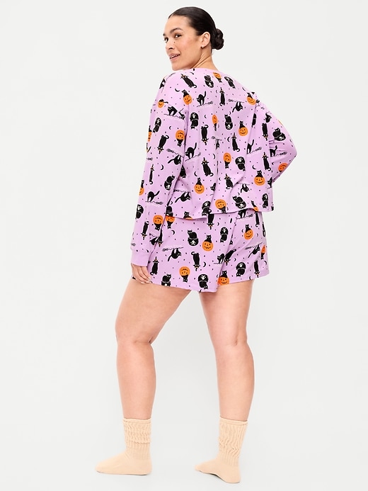 Image number 8 showing, Halloween Pajama T-Shirt and Shorts Set