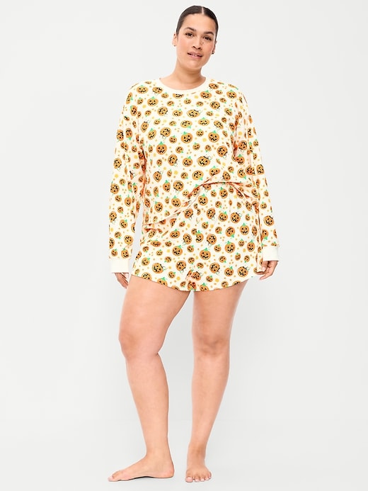 Image number 6 showing, Halloween Pajama T-Shirt and Shorts Set