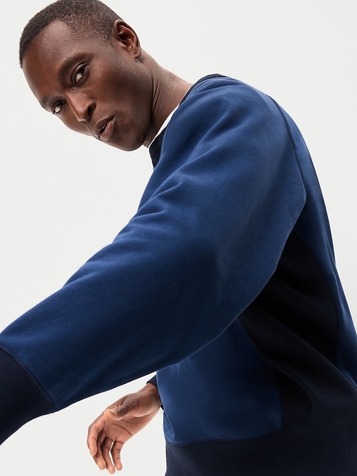 Image number 3 showing, Oversized Heavyweight Crew-Neck Sweatshirt
