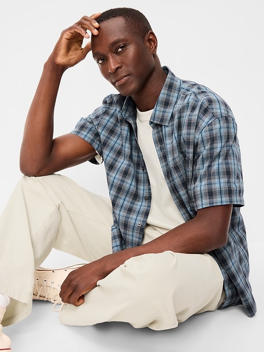 Image number 3 showing, Loose Fit Textured Plaid Pocket Shirt