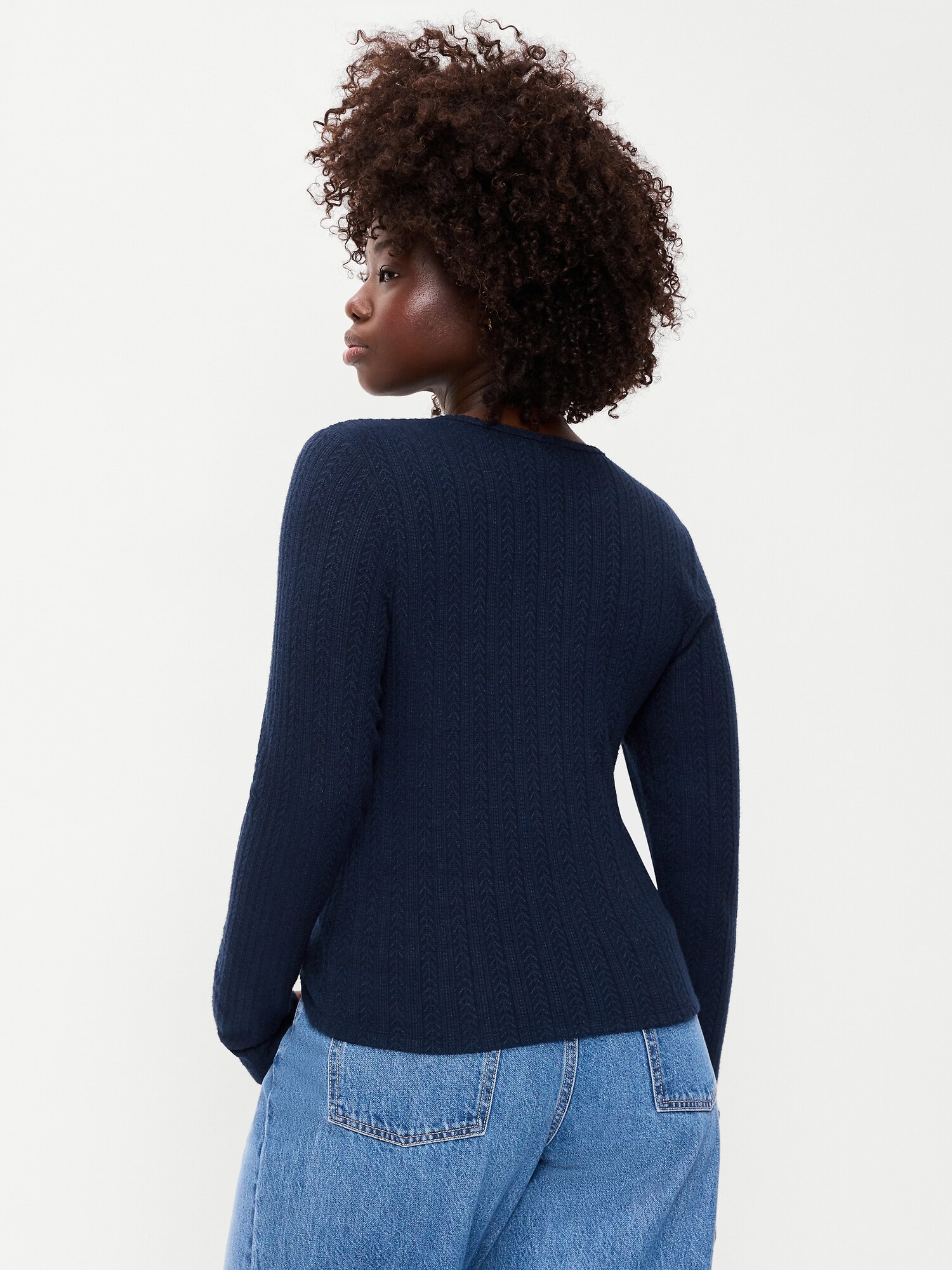 Женский топ Old Navy Long-Sleeve Button-Front Cutout Pointelle Top, цвет: Тёмно-синий — фото 6