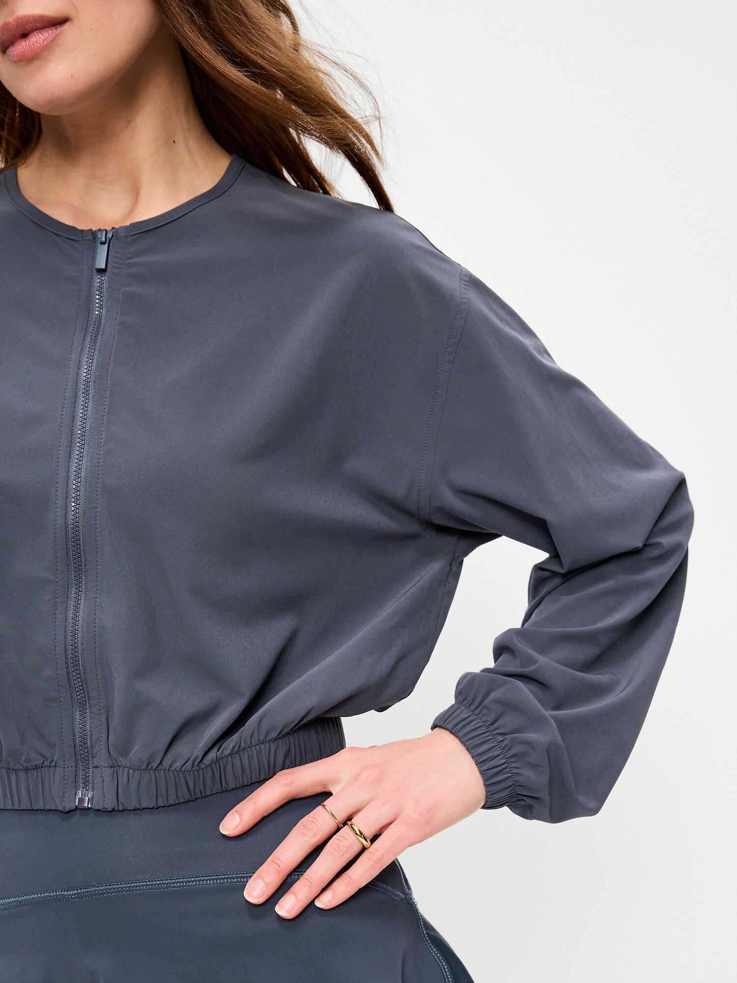 Женская куртка Old Navy Zip-Front Cropped Tennis Jacket, цвет: Сумеречный тёмно-синий — фото 4