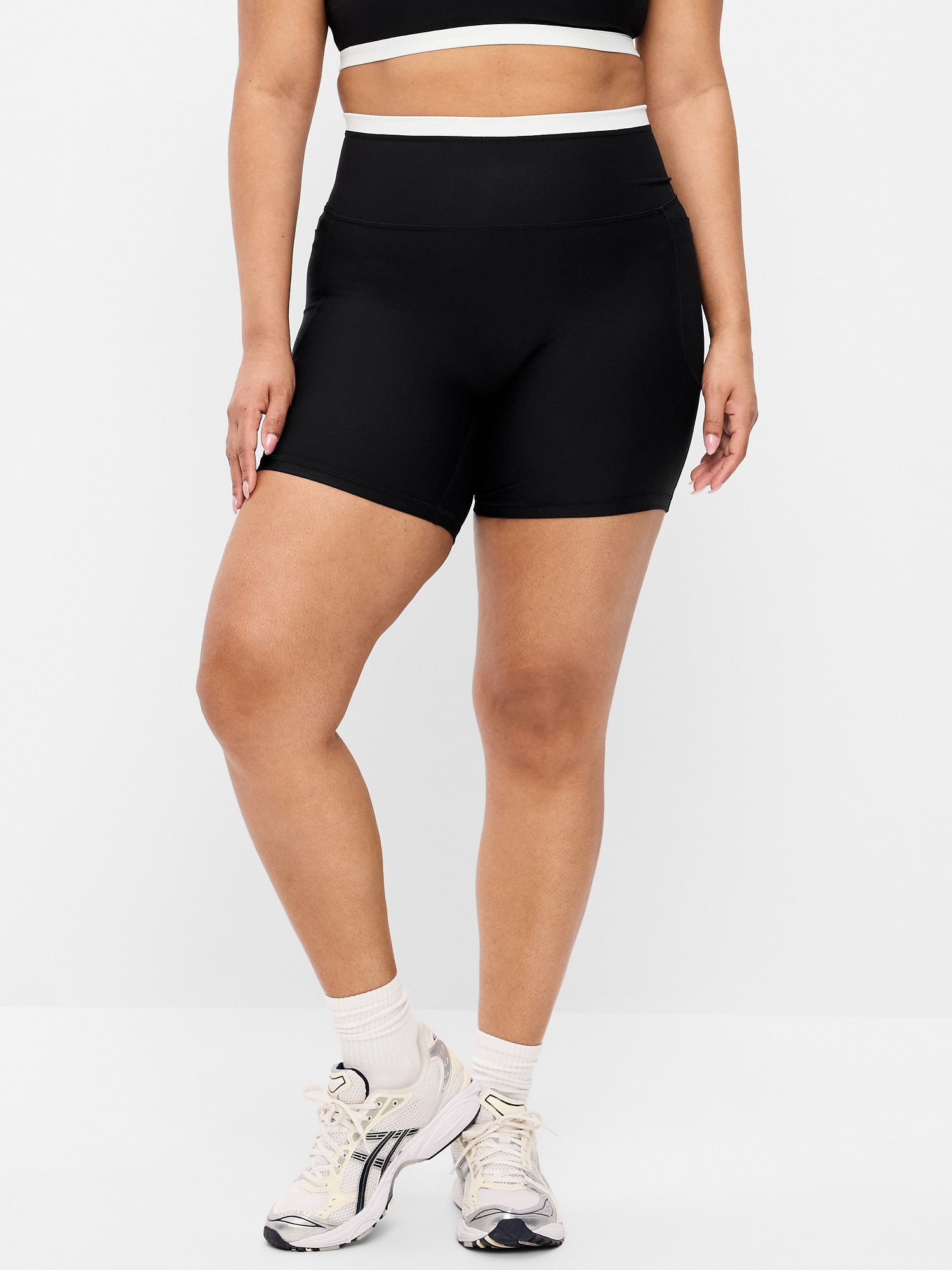 Extra-High Waisted PowerSoft Boundless Pocket Biker Shorts- 6-inch inseam
