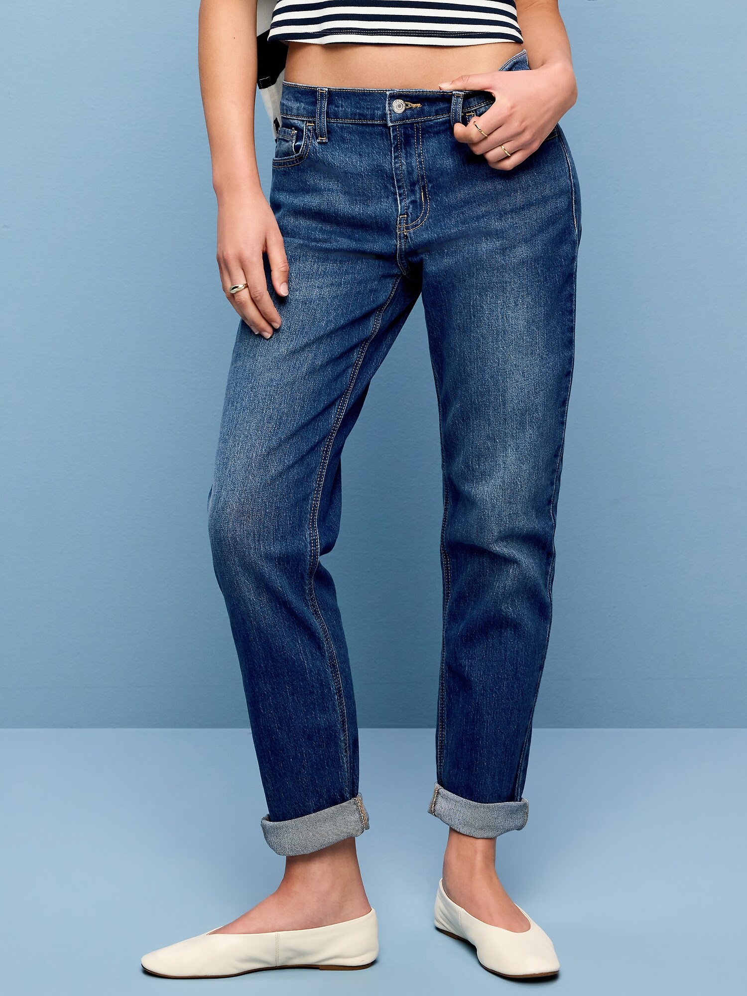 Женские джинсы Old Navy Mid-Rise Wow Boyfriend Straight, цвет: Тёмная варка — фото 2