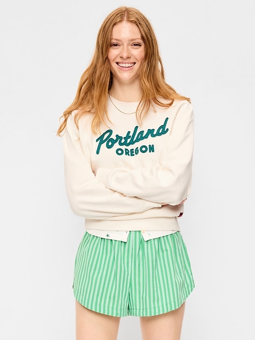 Image number 3 showing, Oversized Raglan Sweatshirt