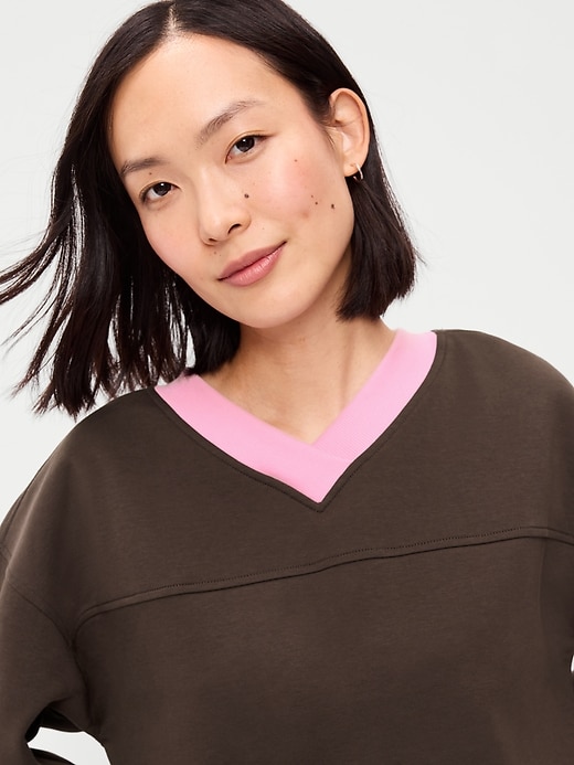 Image number 4 showing, Dynamic Fleece Oversized Cropped Sweatshirt