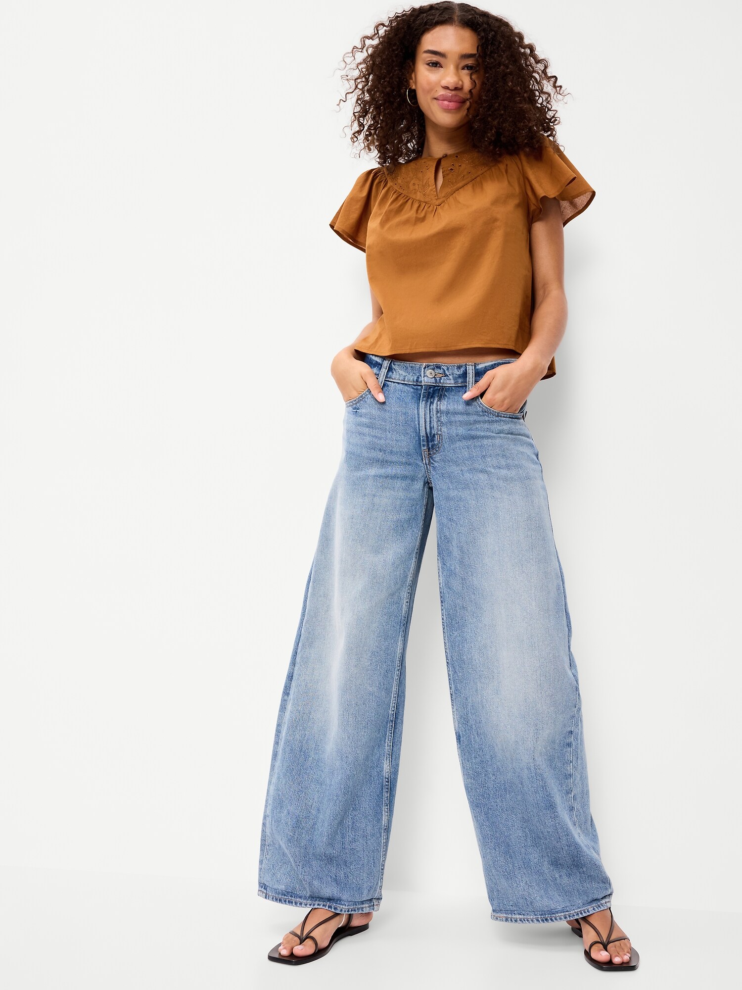 Женский топ Old Navy Short-Sleeve Embroidered Trousseau Top, цвет: Redwood Burl — фото 3