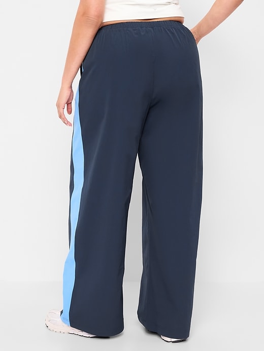 Image number 7 showing, High-Waisted TrekTech Lightweight Woven Active Pants