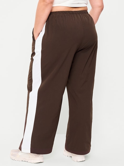 Image number 7 showing, High-Waisted TrekTech Lightweight Woven Active Pants