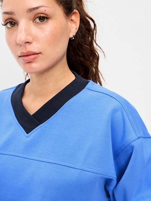 Image number 4 showing, Dynamic Fleece Oversized Cropped Sweatshirt
