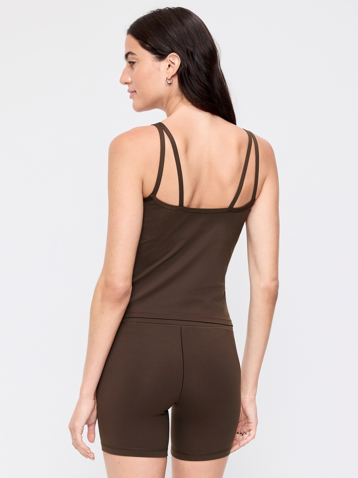 Женский спортивный топ Old Navy StudioSmooth с тонкими бретелями, лёгкая поддержка, цвет: Чёрный кофейный — фото 2