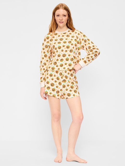 Image number 1 showing, Halloween Pajama T-Shirt and Shorts Set