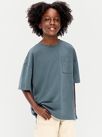 Image number 1 showing, Oversized Short-Sleeve Pocket T-Shirt for Boys