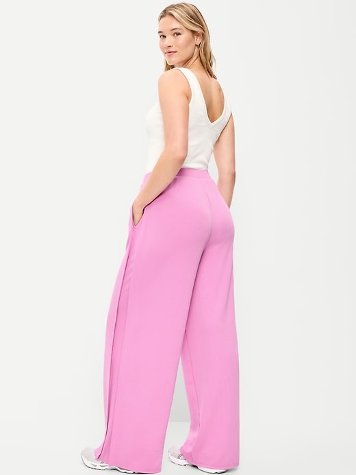 Image number 6 showing, High-Waisted Bounce Lite Drapey Wide-Leg Sweatpants