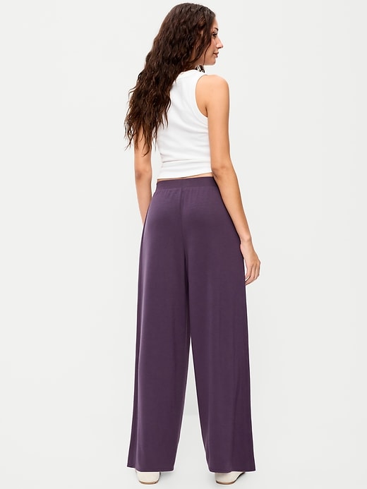 Image number 3 showing, High-Waisted Bounce Lite Drapey Wide-Leg Sweatpants