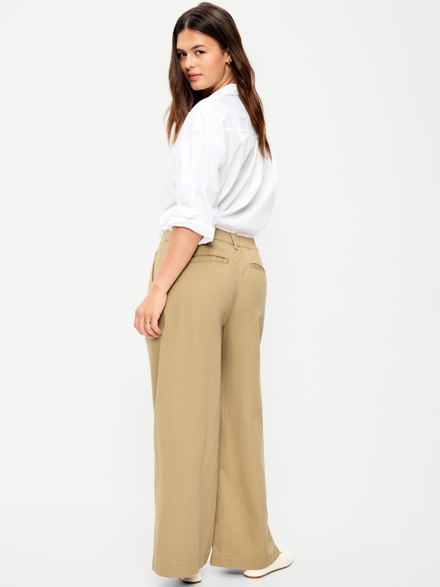 Mid-Rise Pleated Wide-Leg Pants