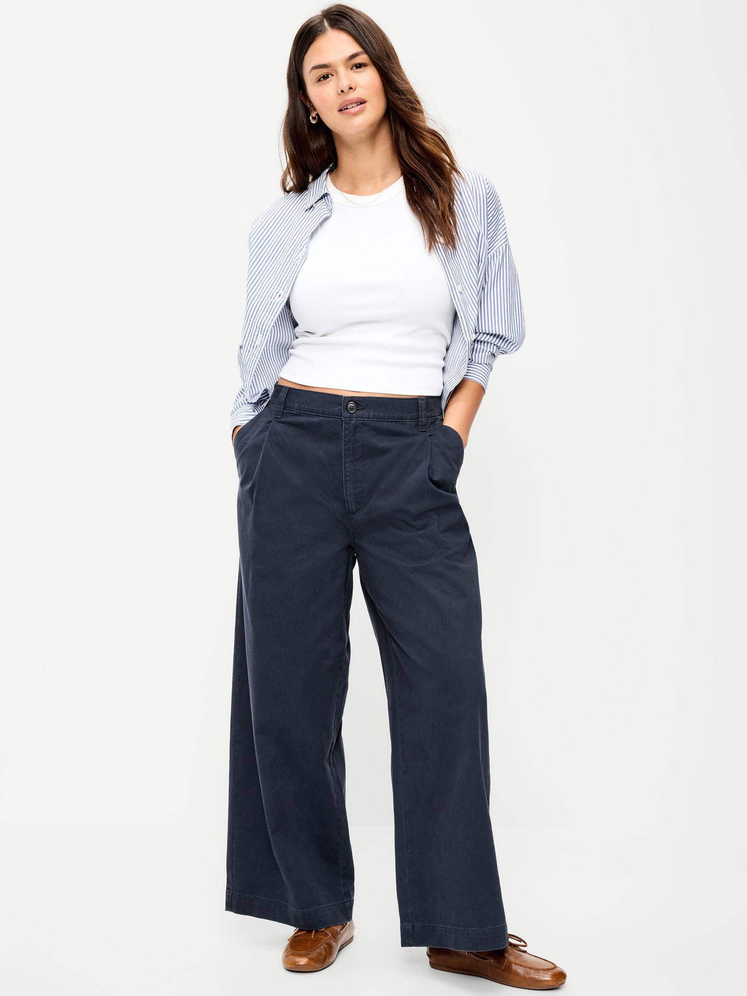 Mid-Rise Pleated Wide-Leg Pants