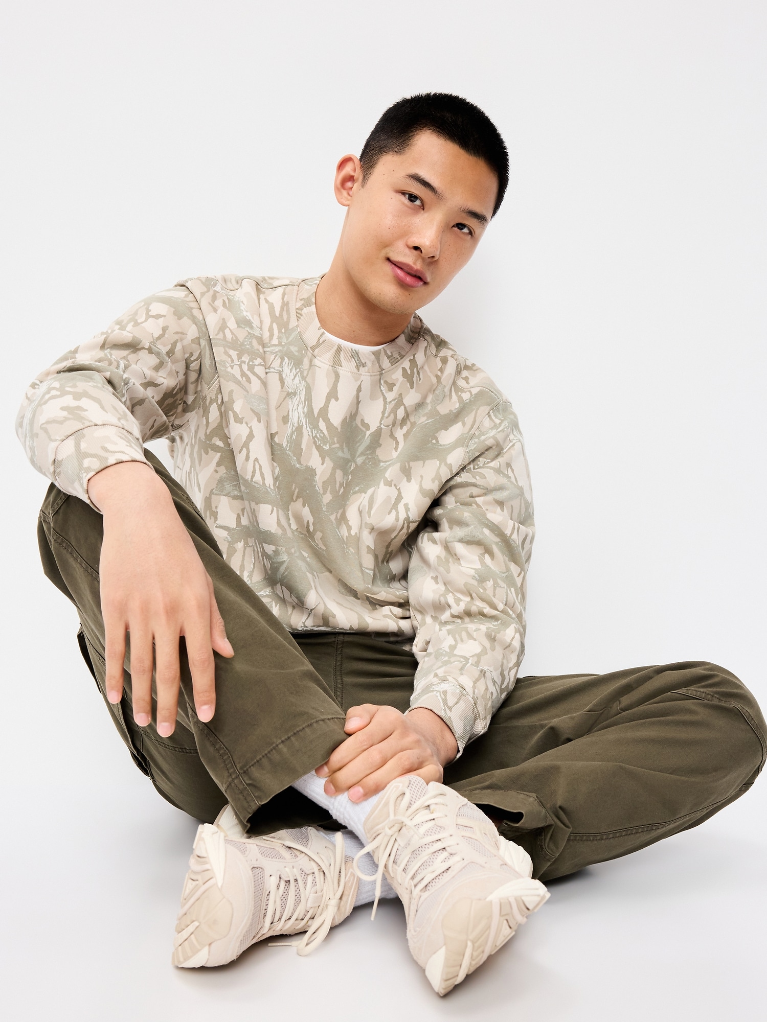 Loose Printed Rotation Crew-Neck Sweatshirt