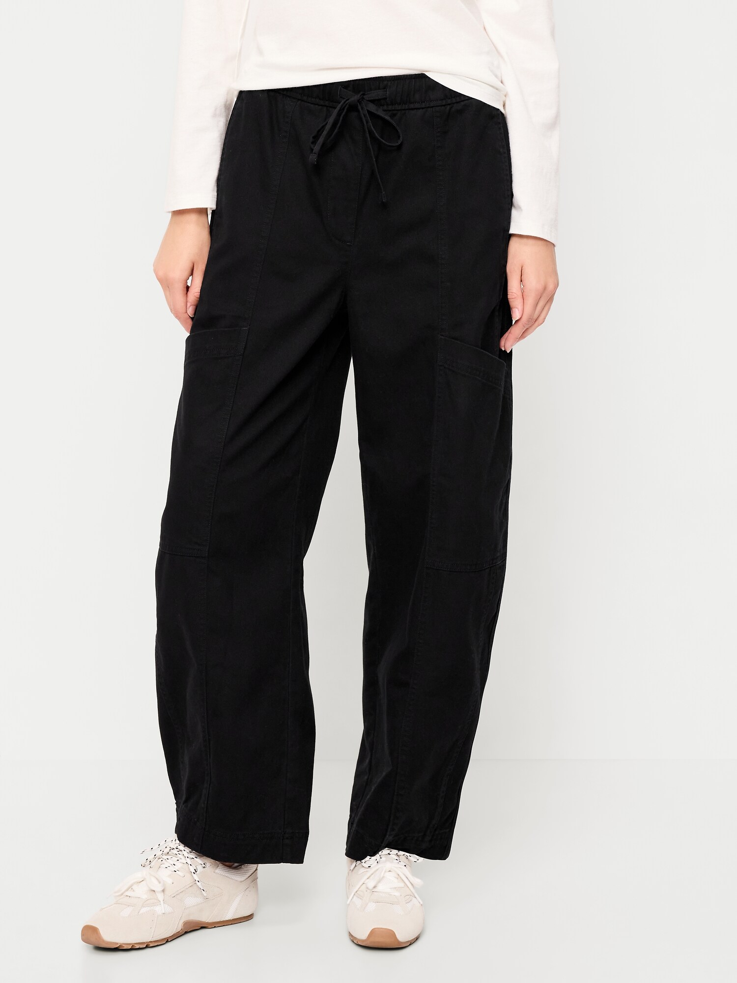 Женские брюки Old Navy Mid-Rise Barrel-Leg Utility, цвет: Чёрный — фото 2