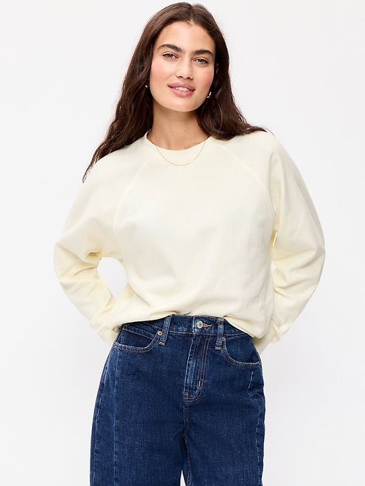 Image number 1 showing, Oversized Raglan Sweatshirt