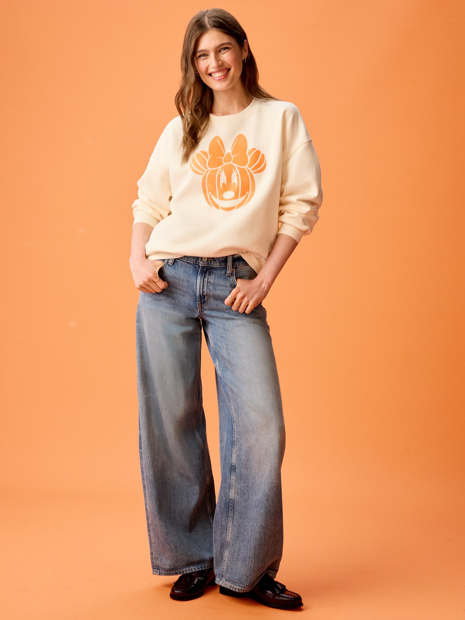 Женский свитшот Old Navy x Disney Minnie Mouse Oversized Sweatshirt for Women, цвет: Creme De La Creme — фото 3