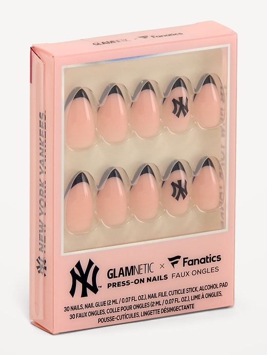 Image number 1 showing, Glamnetic x Fanatics New York Yankees Press-On Nail Kit